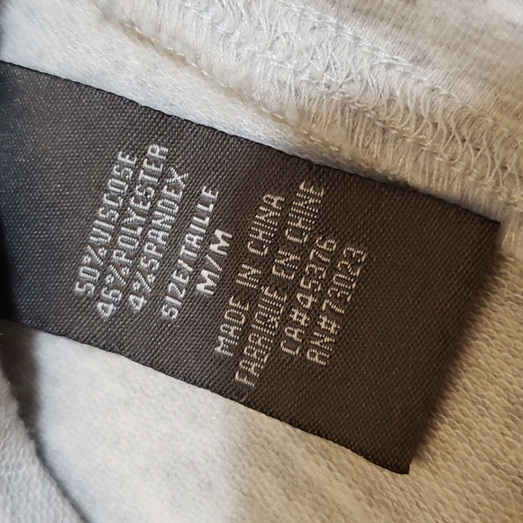 Suzy Shier Hooded Top - Picture 9 of 9